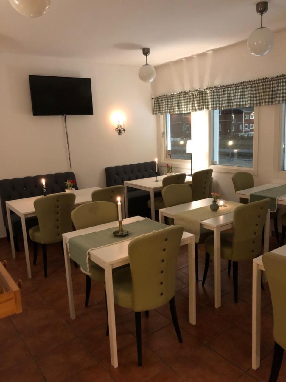 Maelaroe Hotell Ekerö Buitenkant foto